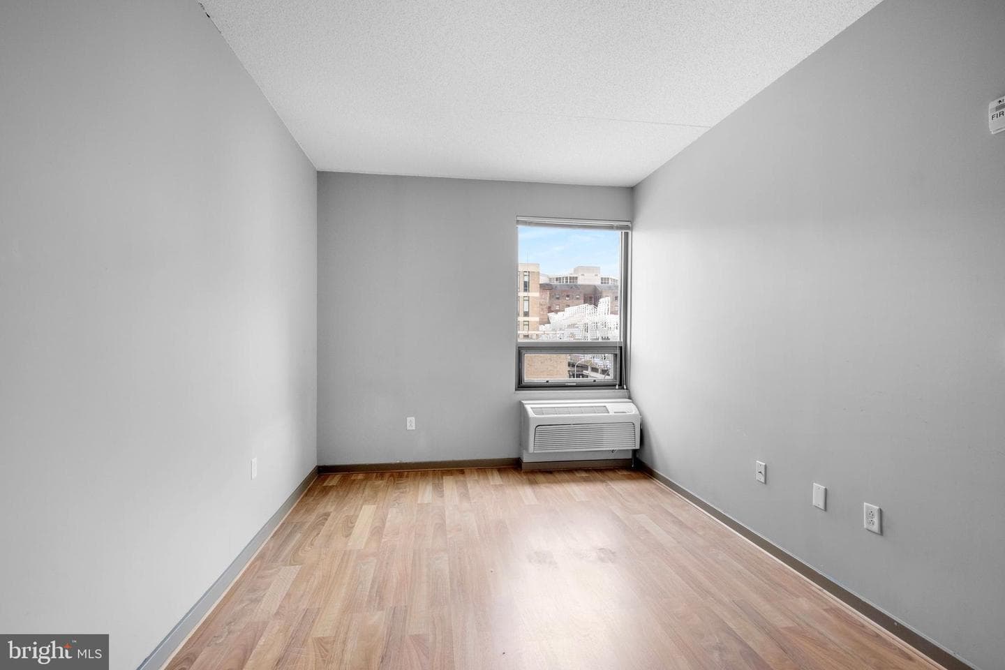 111 N 9th Street #518 photo 13