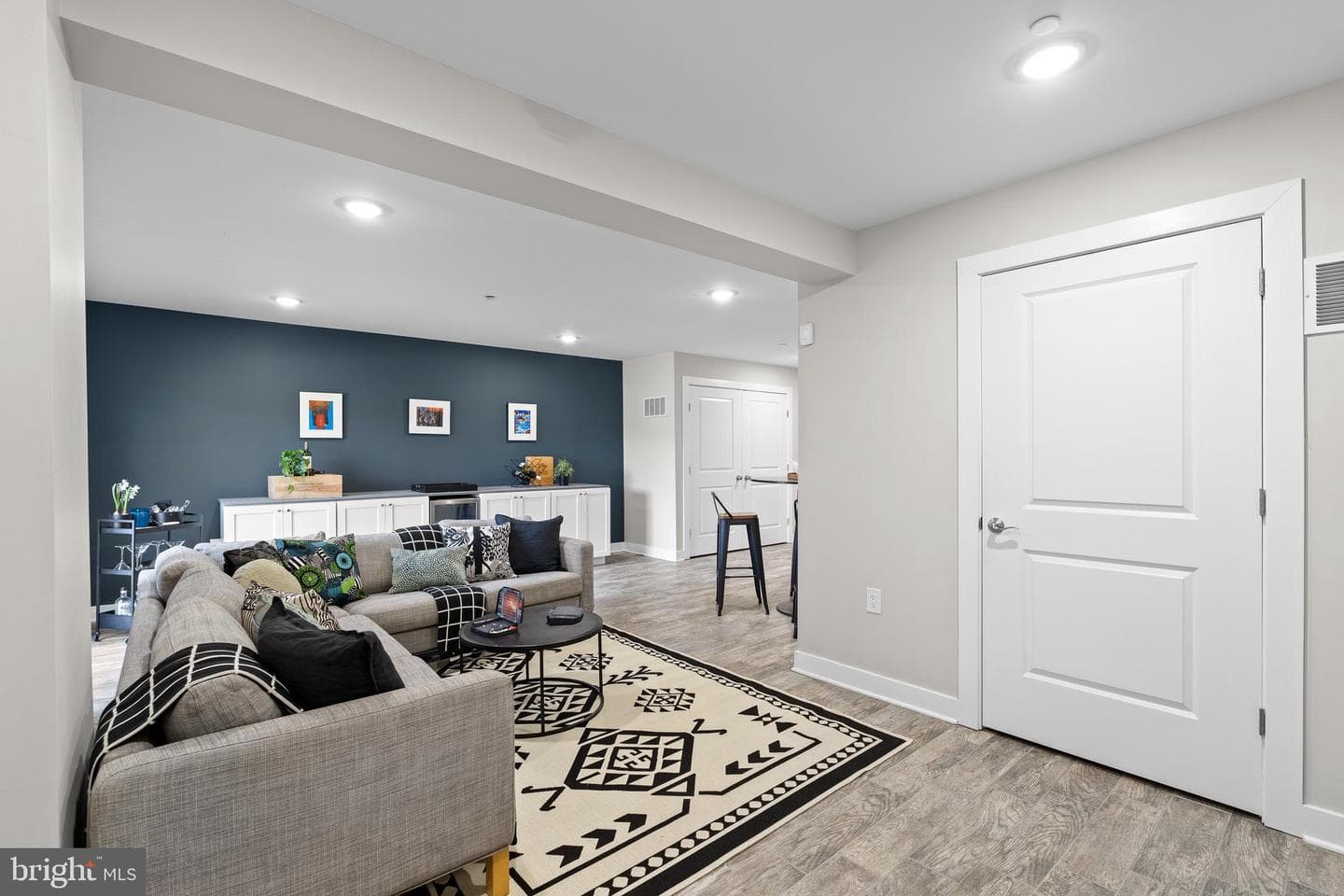 335 Wright Street photo 32