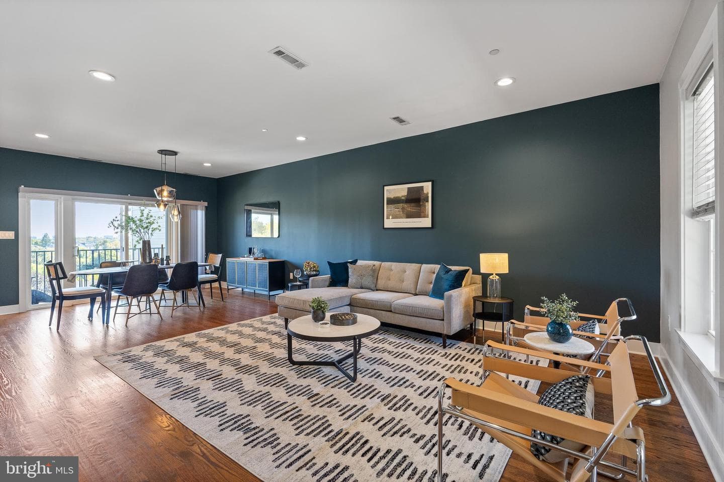 335 Wright Street photo 4