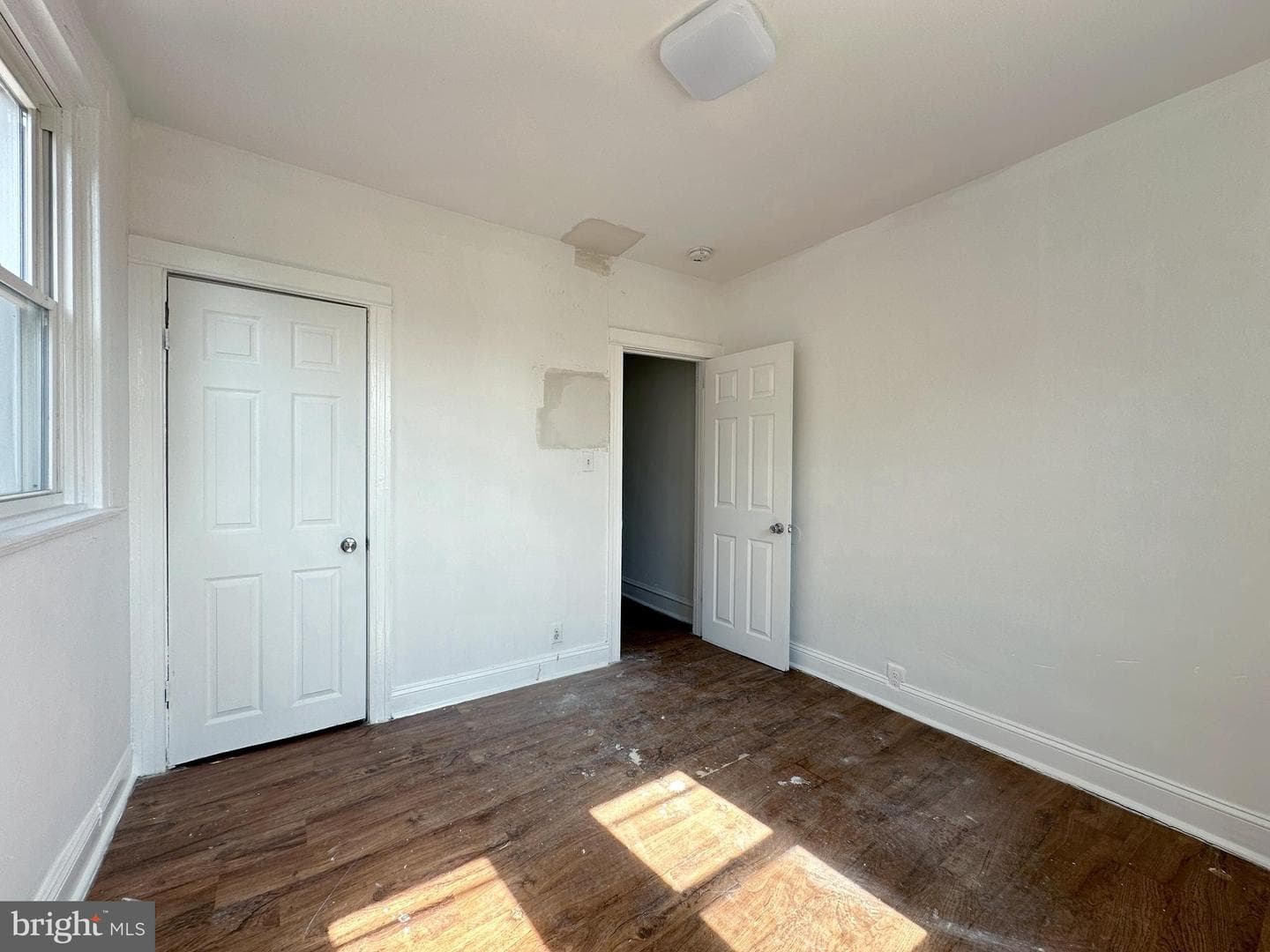 4850 Brown Street photo 28