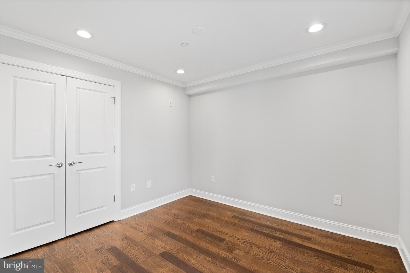988 N Marshall Street #2r photo 20