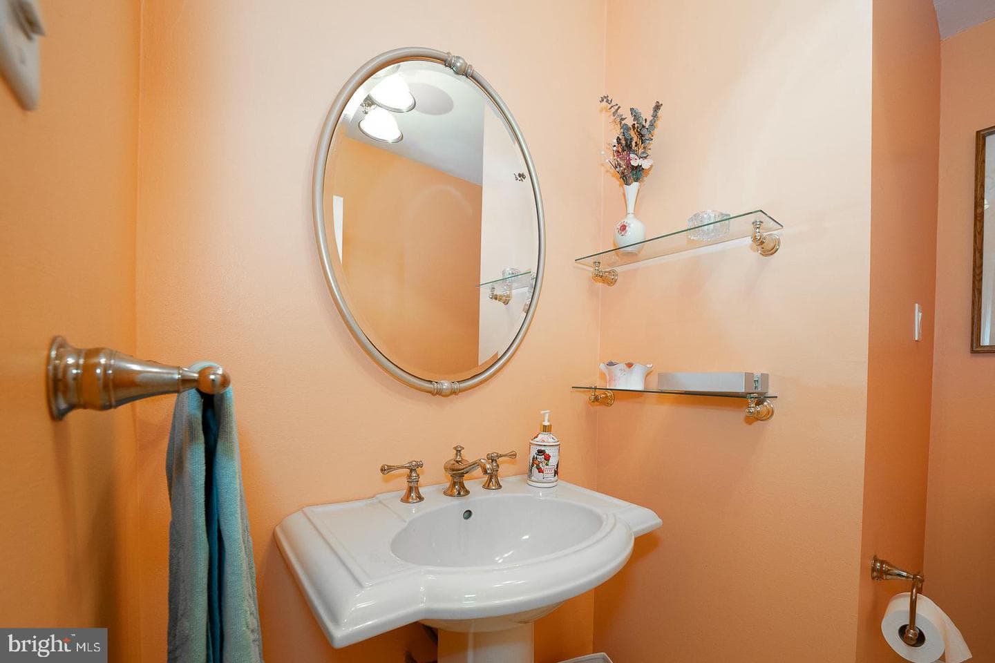 539 W Moreland Avenue photo 10