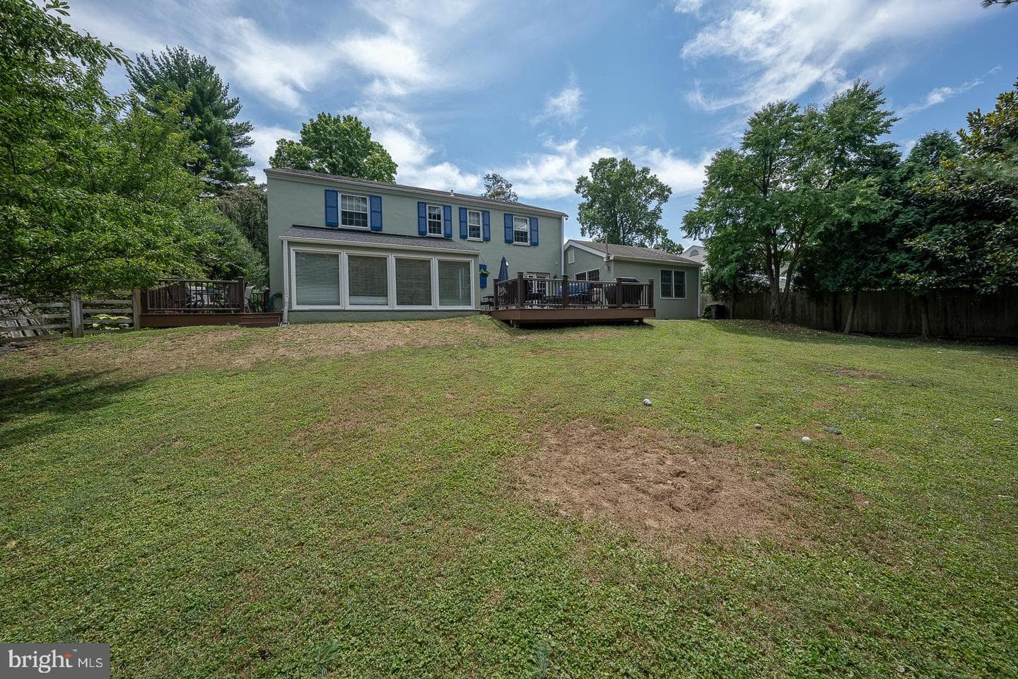539 W Moreland Avenue photo 27