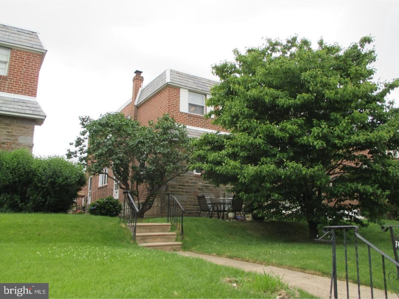 7432 Brous Avenue photo 1