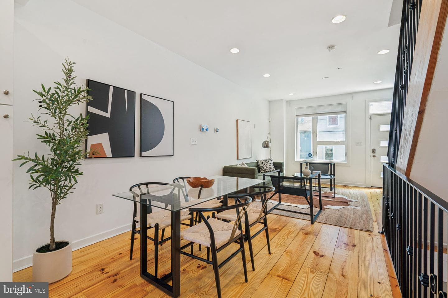 1524 S Dorrance Street photo 7