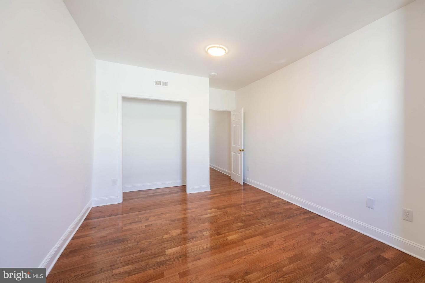 1737 Mifflin Street photo 13