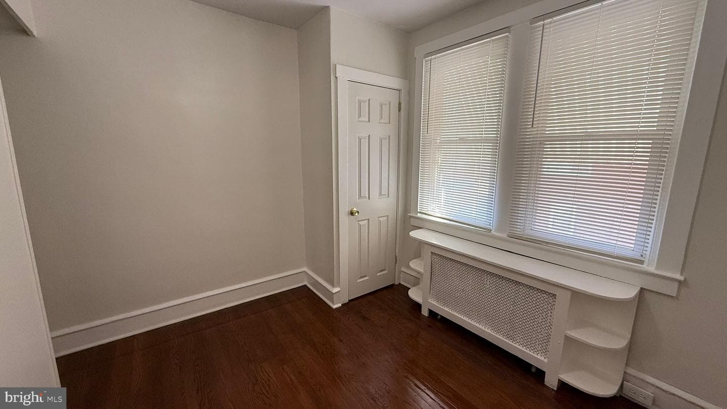 938 Anchor Street photo 20