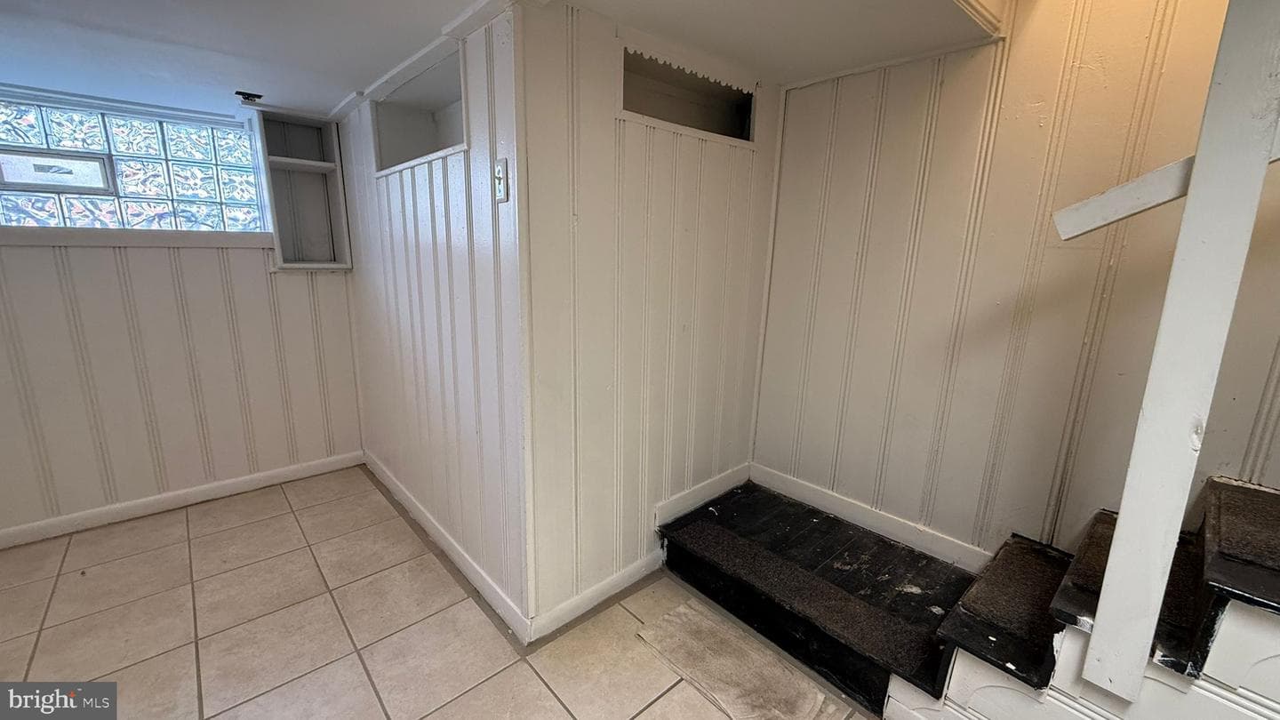 938 Anchor Street photo 37