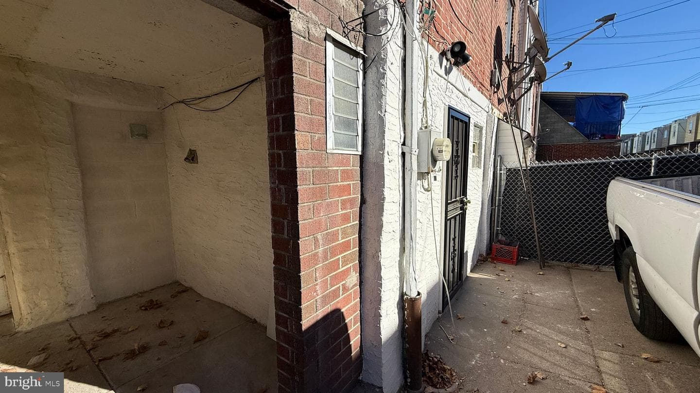 938 Anchor Street photo 42
