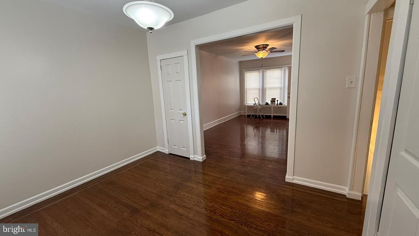 938 Anchor Street photo 8