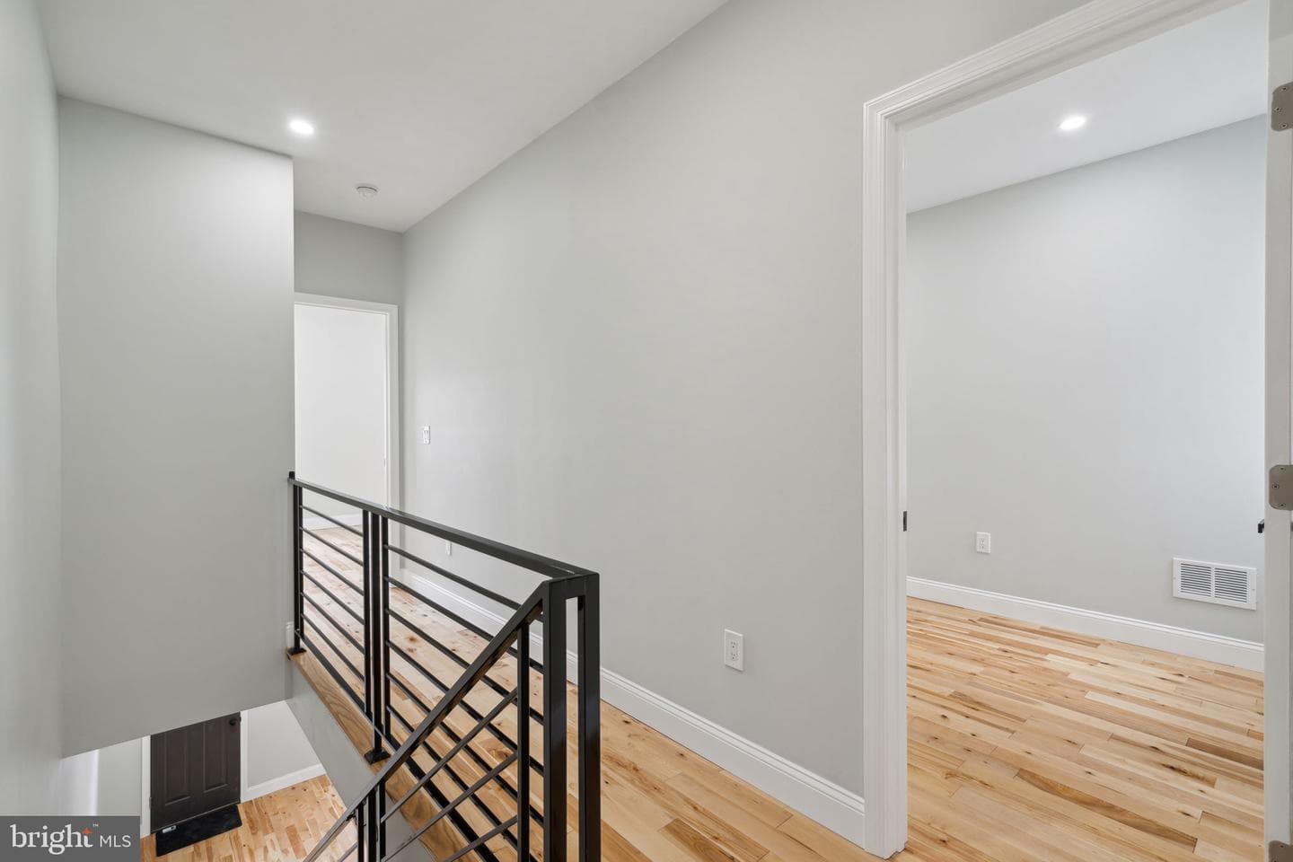 3013 Wharton Street photo 23