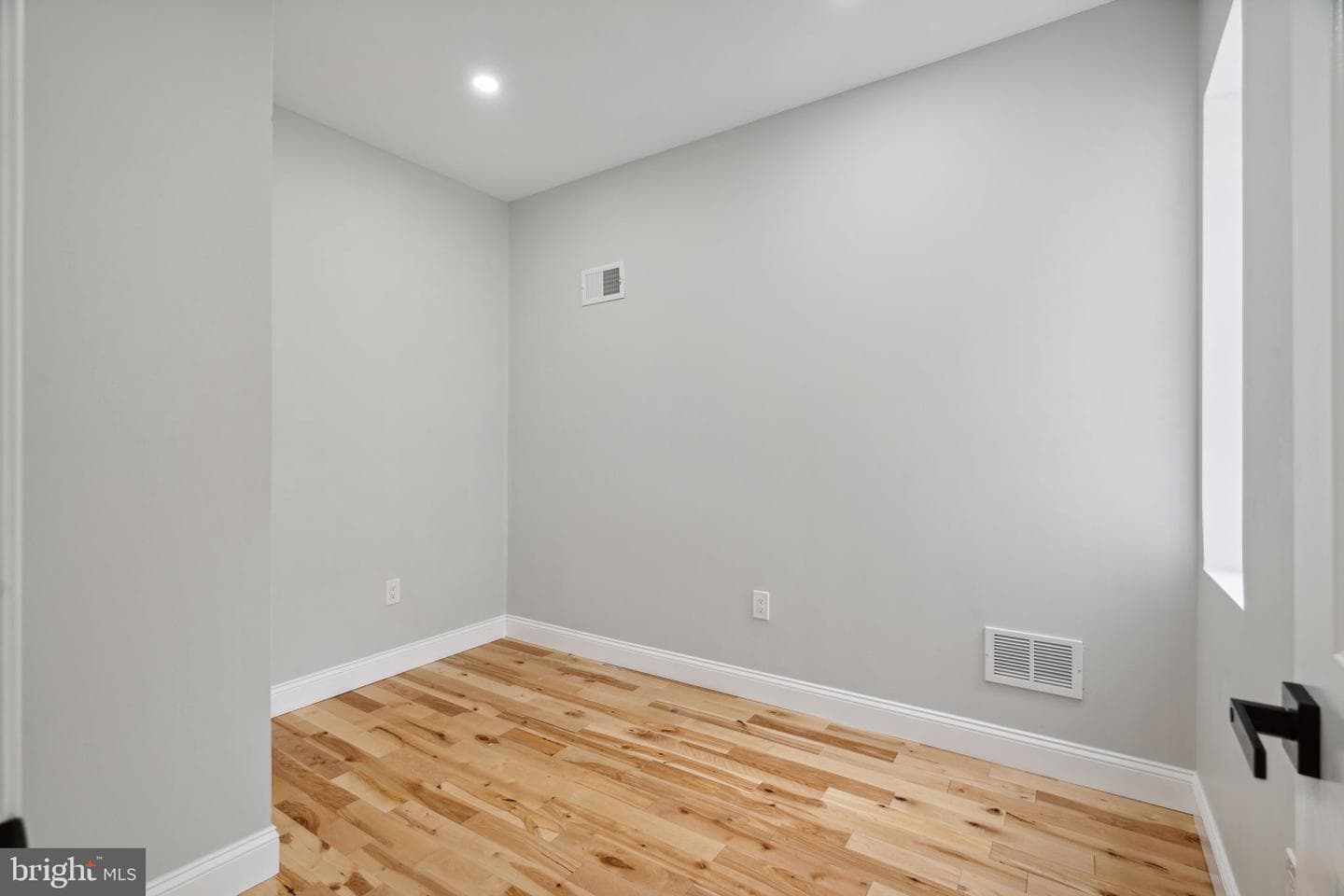 3013 Wharton Street photo 24