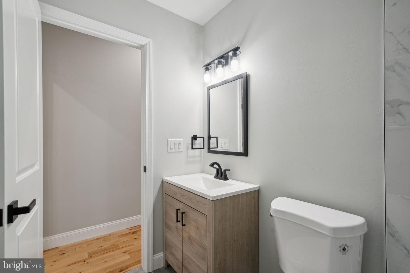 3013 Wharton Street photo 29