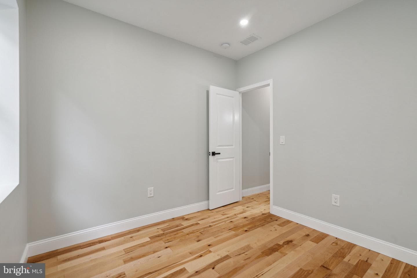 3013 Wharton Street photo 33