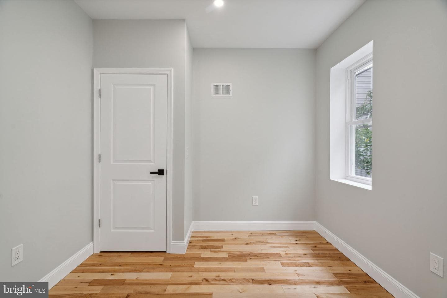 3013 Wharton Street photo 34