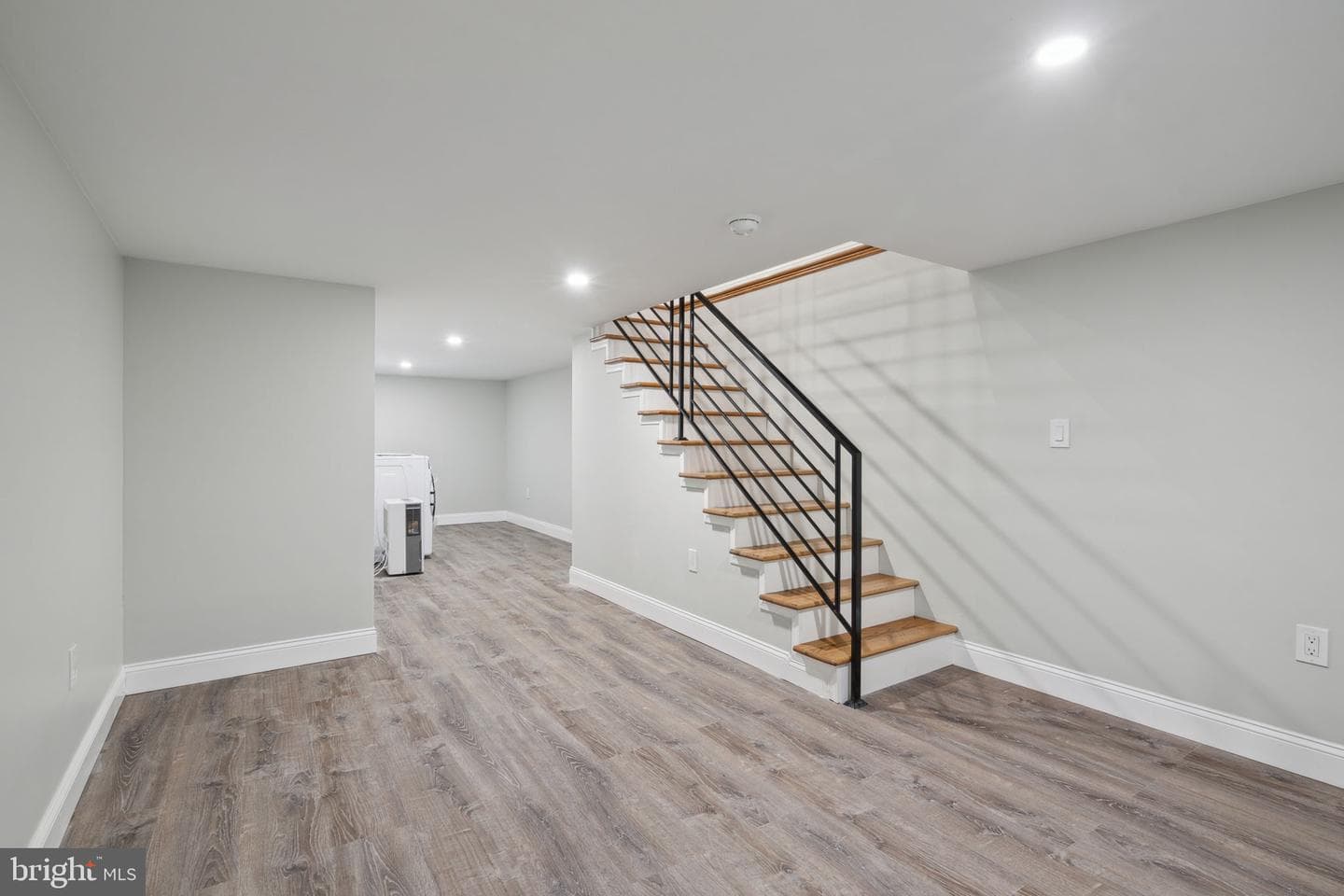 3013 Wharton Street photo 35
