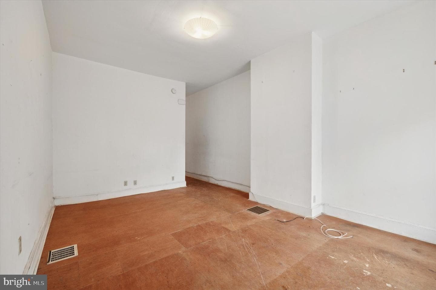 1215 N Taney Street photo 3