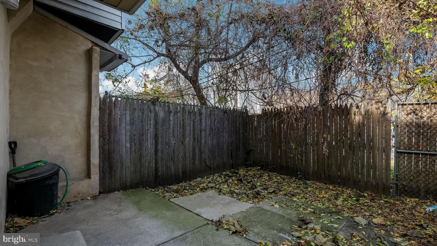 1635 French Street photo 25