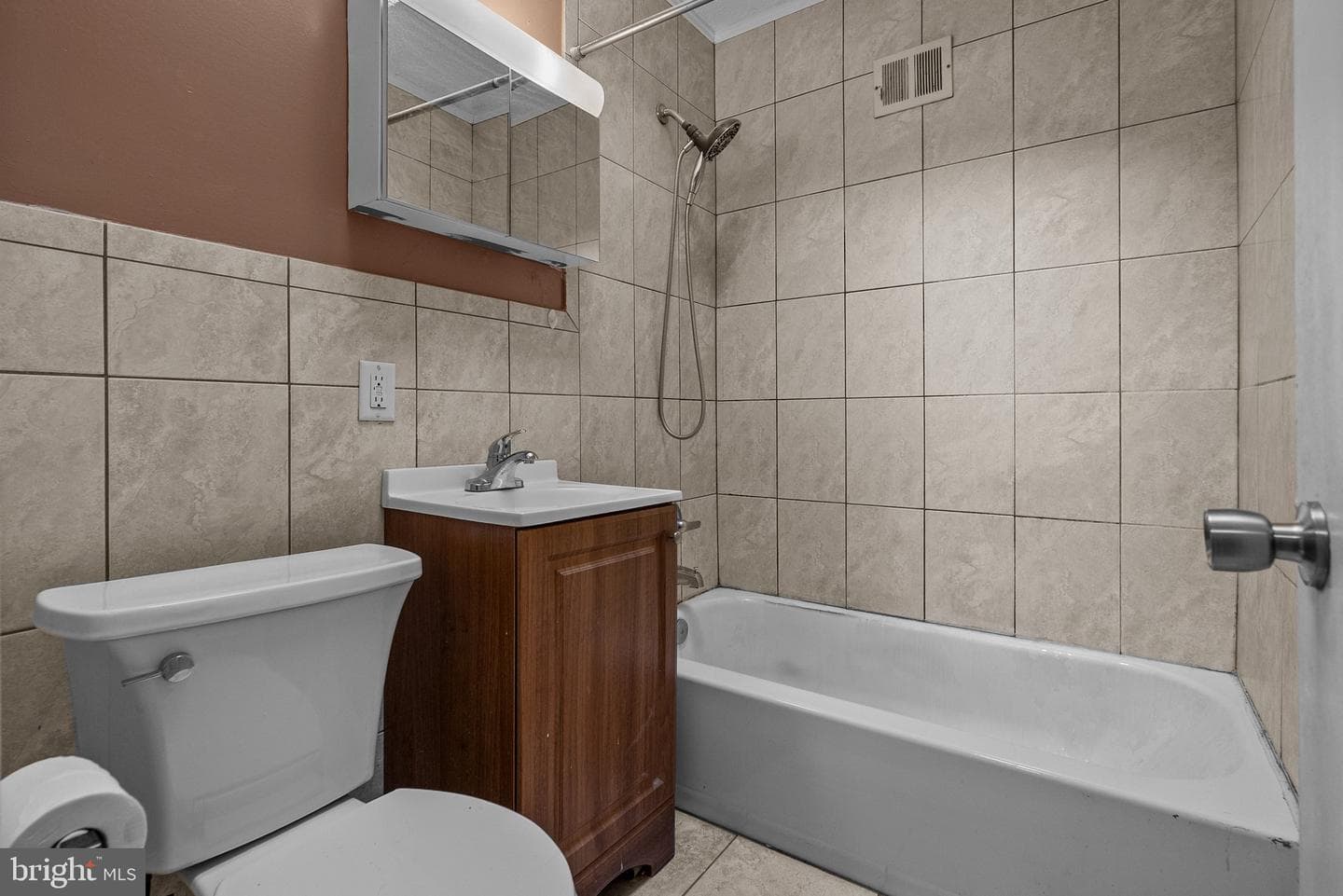 3332 Lansing Street photo 21