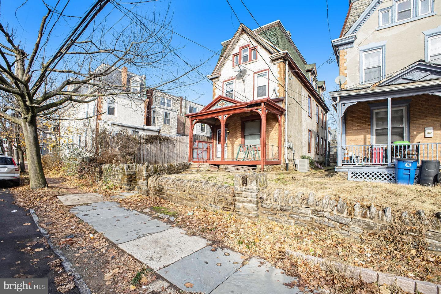 5417 Pulaski Avenue photo 2