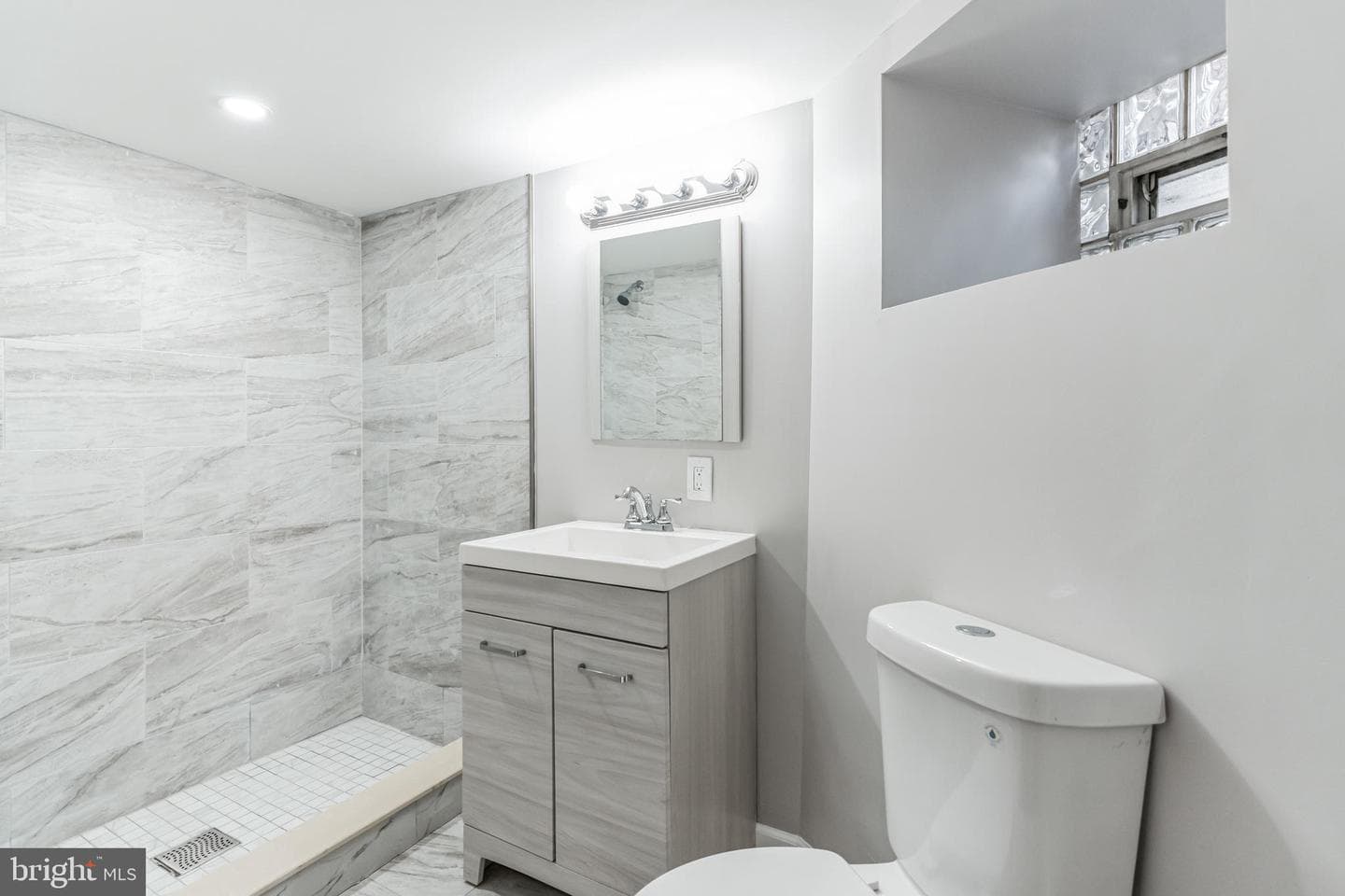 5816 Pine Street photo 28