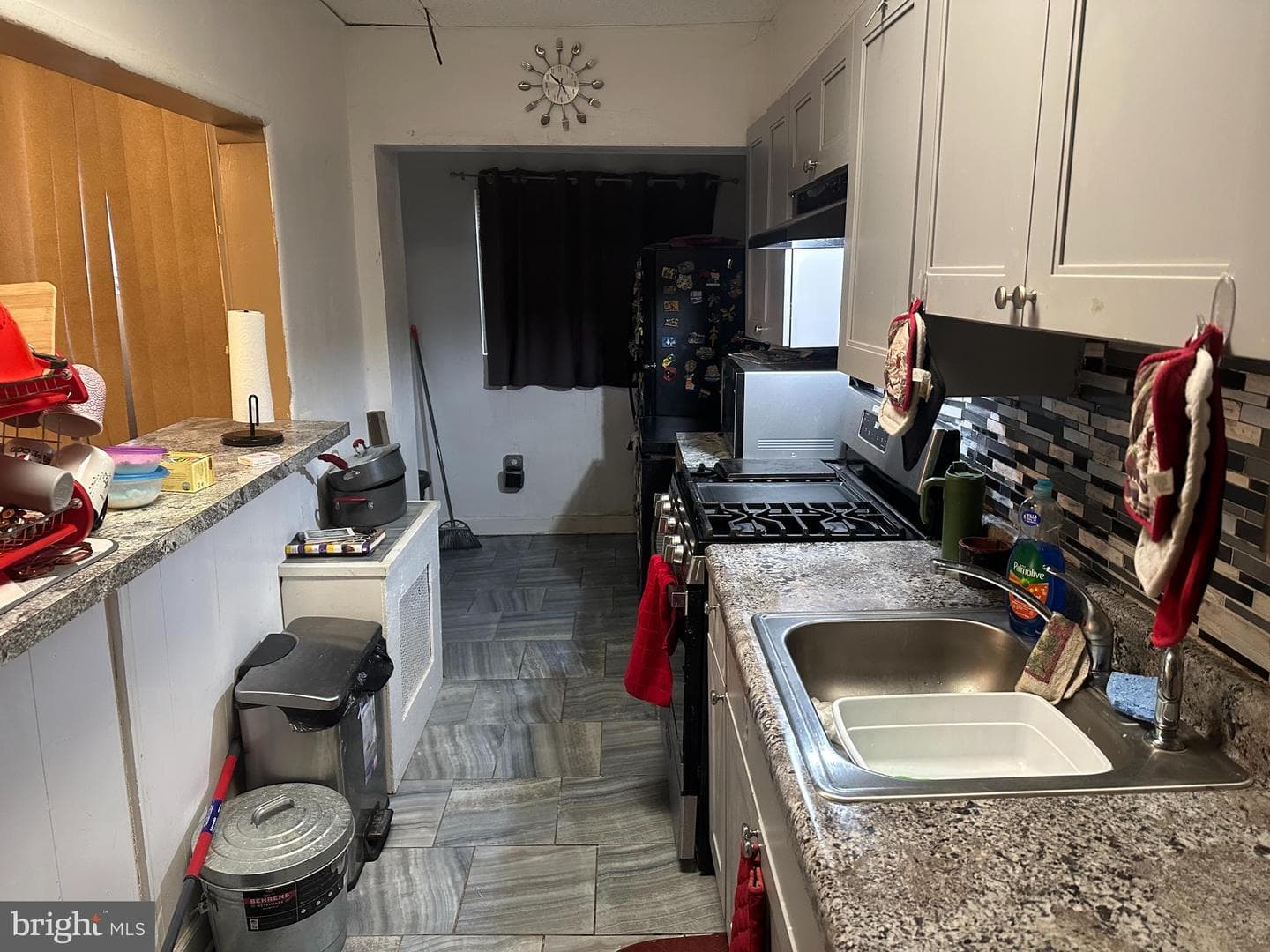 162 E Tulpehocken Street photo 9