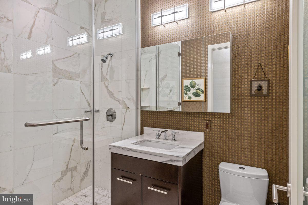 1414 S Penn Square #37de photo 18