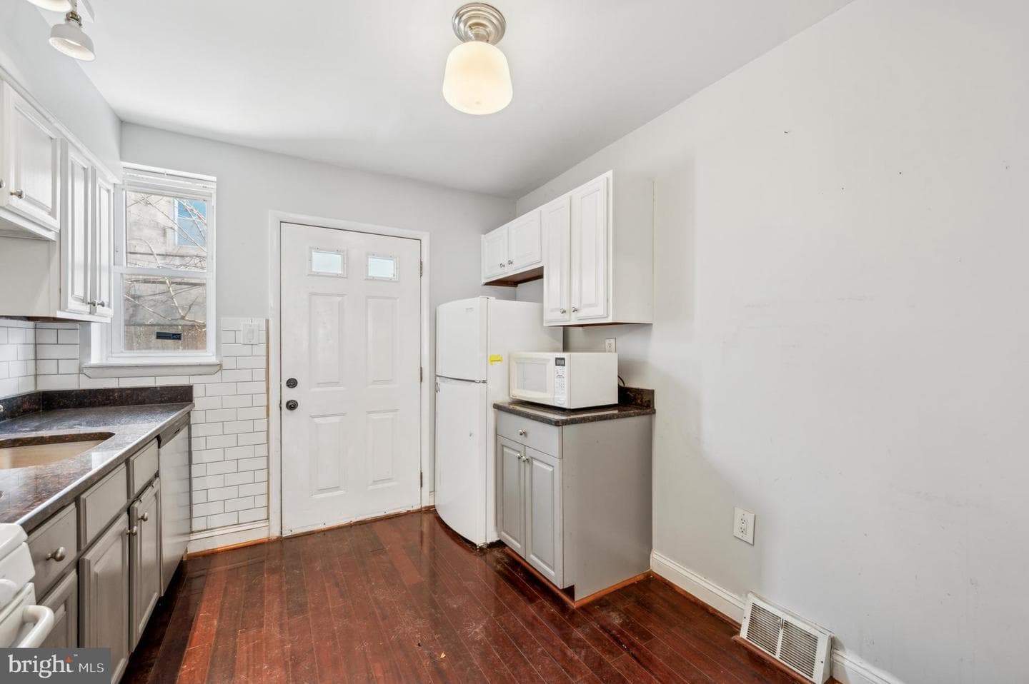 1525 S Garnet Street photo 15