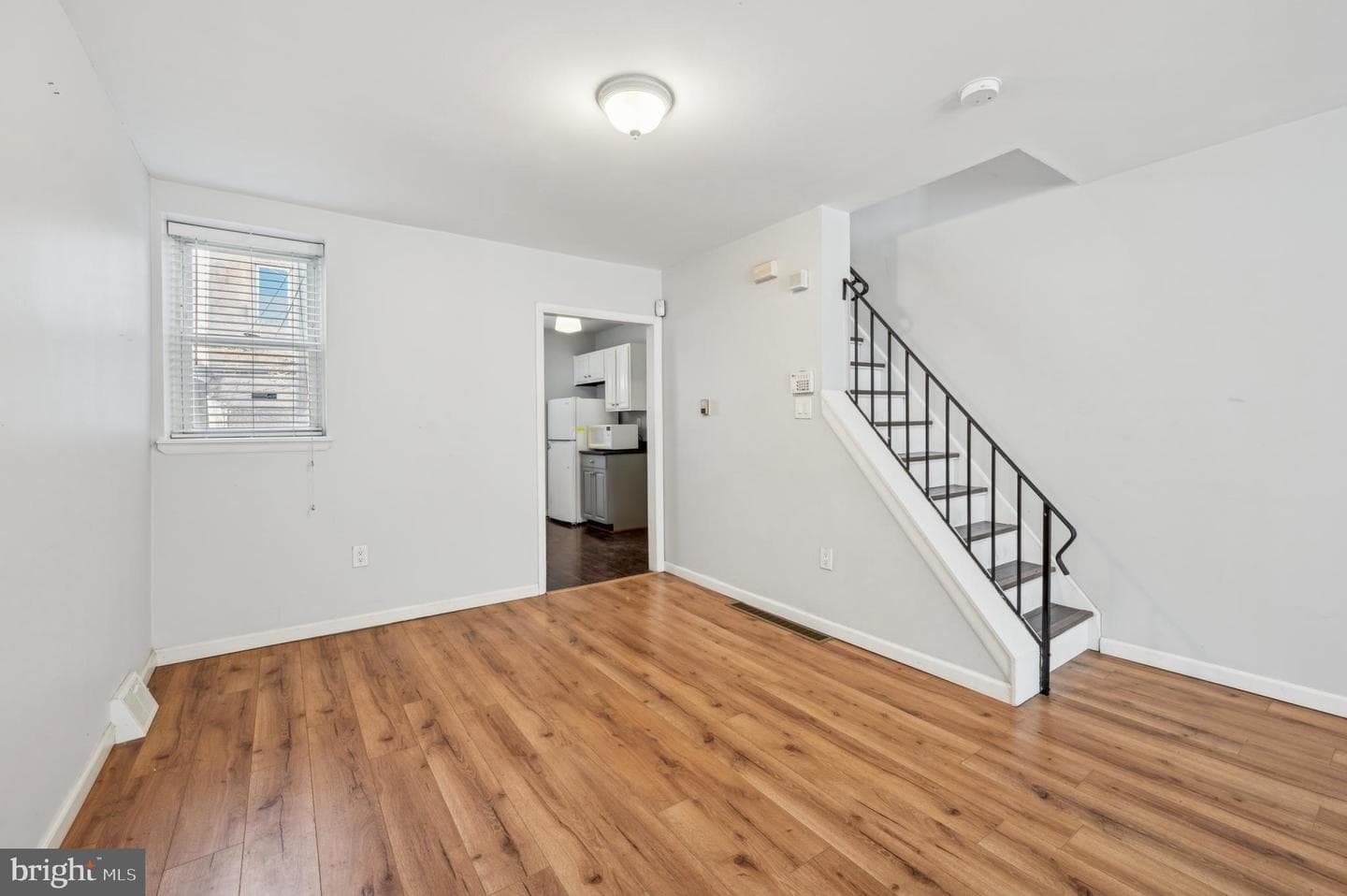 1525 S Garnet Street photo 9