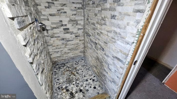 1038-1036 E Mount Pleasant Avenue photo 29