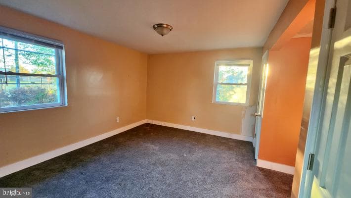 1038-1036 E Mount Pleasant Avenue photo 31