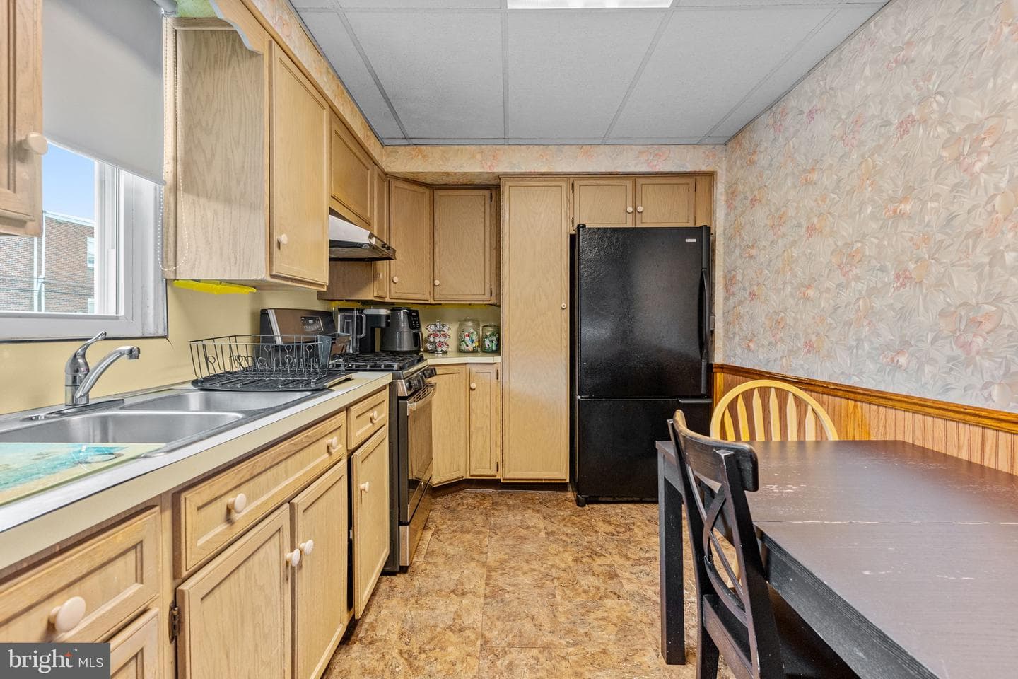 1118 Wellington Street photo 10