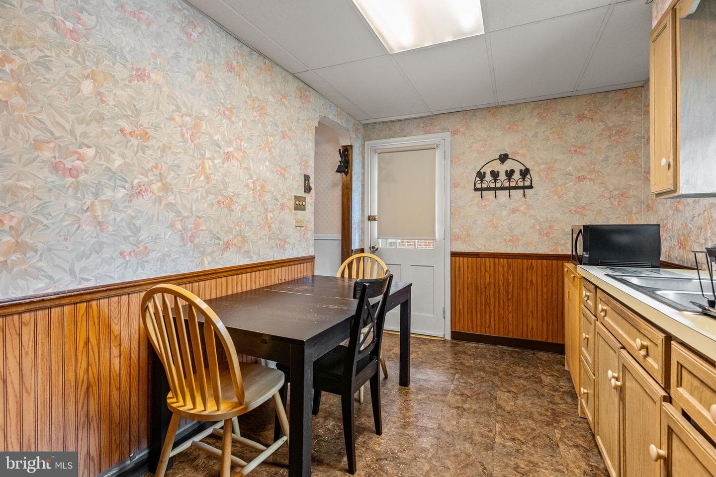 1118 Wellington Street photo 12