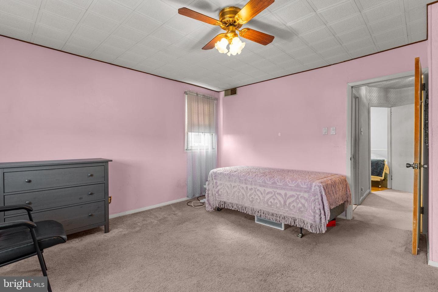 1118 Wellington Street photo 17