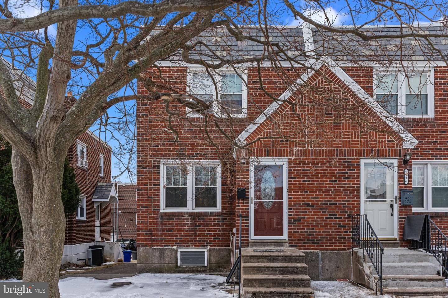 1118 Wellington Street photo 2