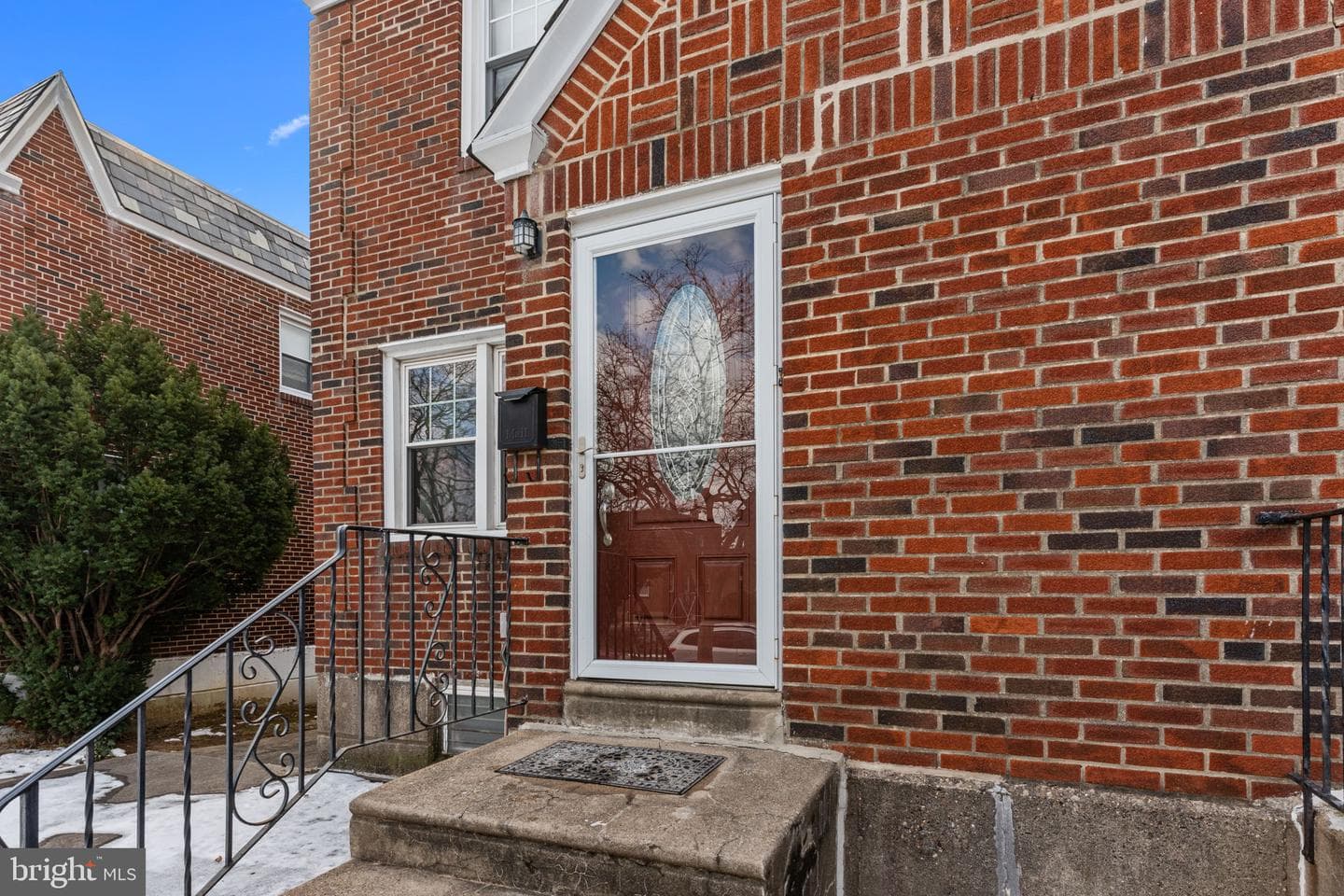 1118 Wellington Street photo 3