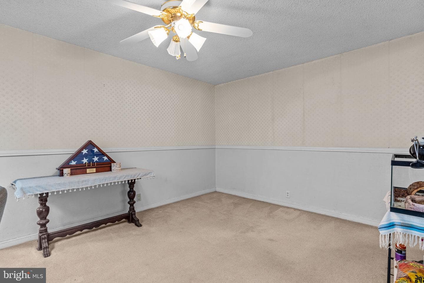 1118 Wellington Street photo 8