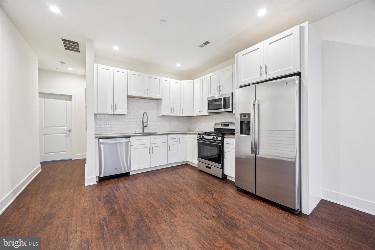 1225 N 5th Street #2 photo 7