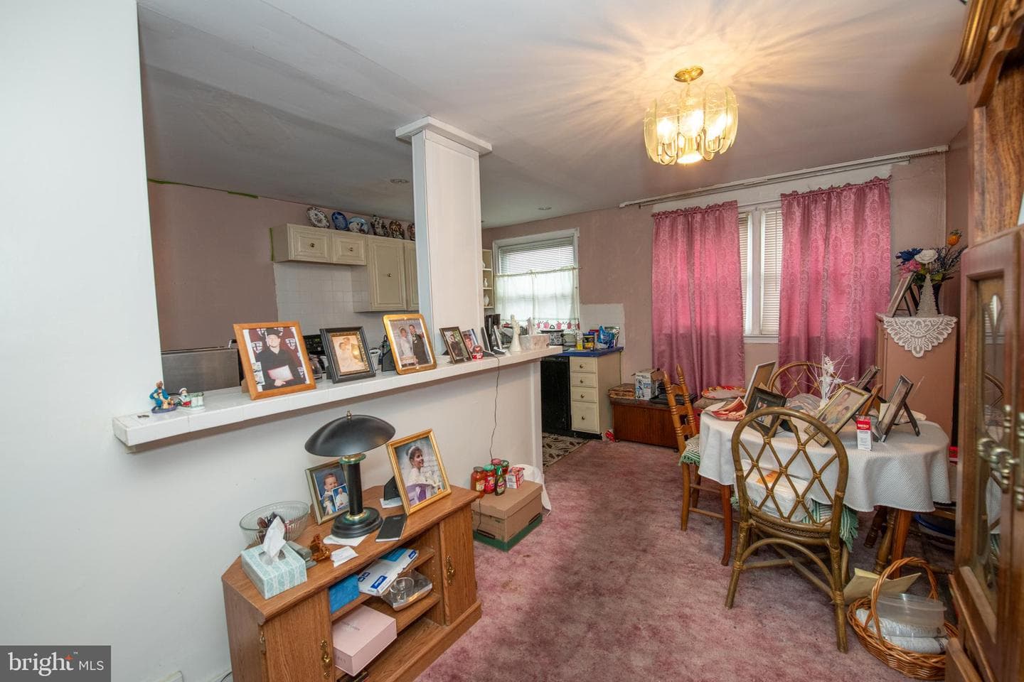 2820 Rawle Street photo 3
