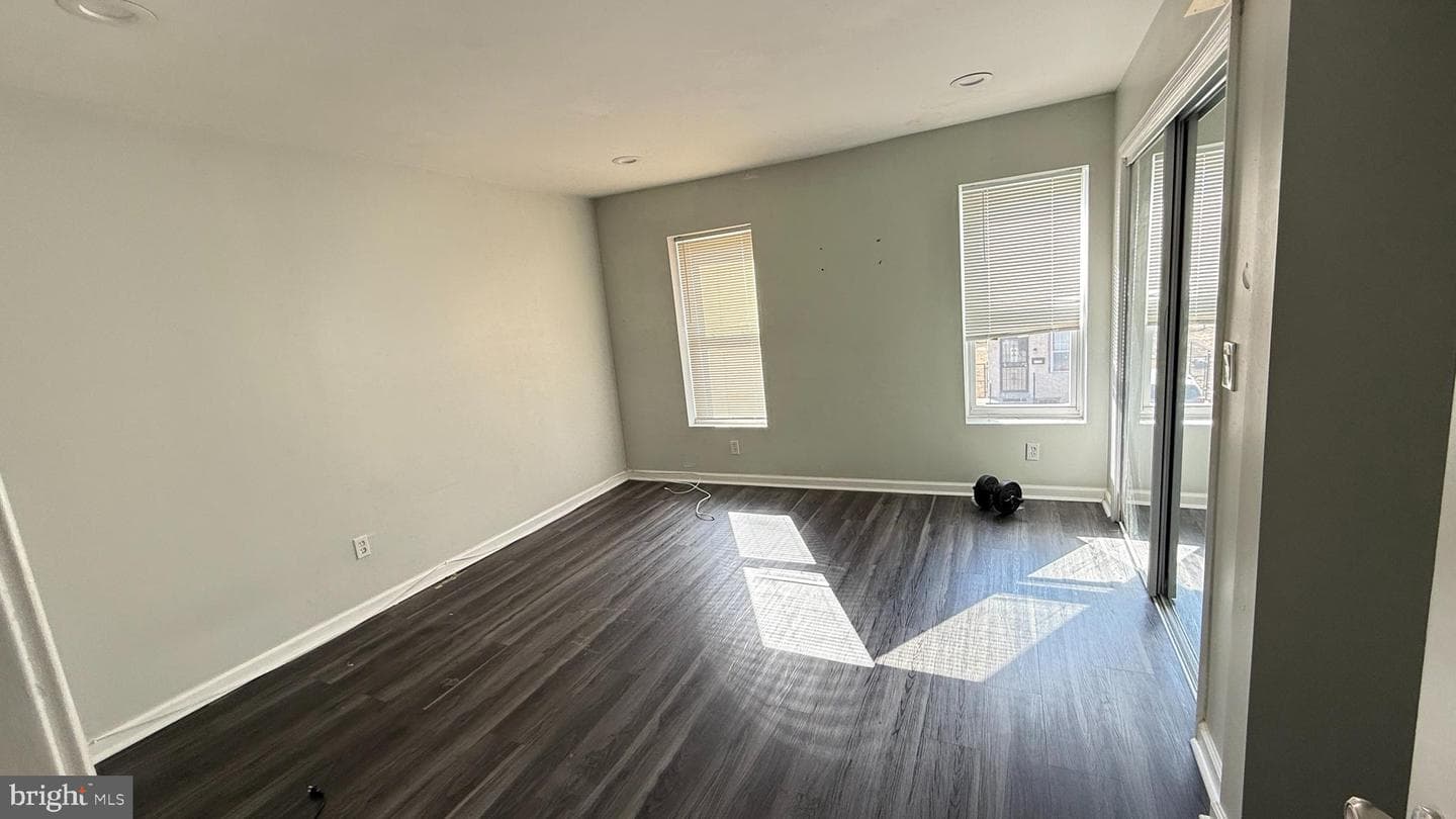 5129 Wakefield Street photo 9