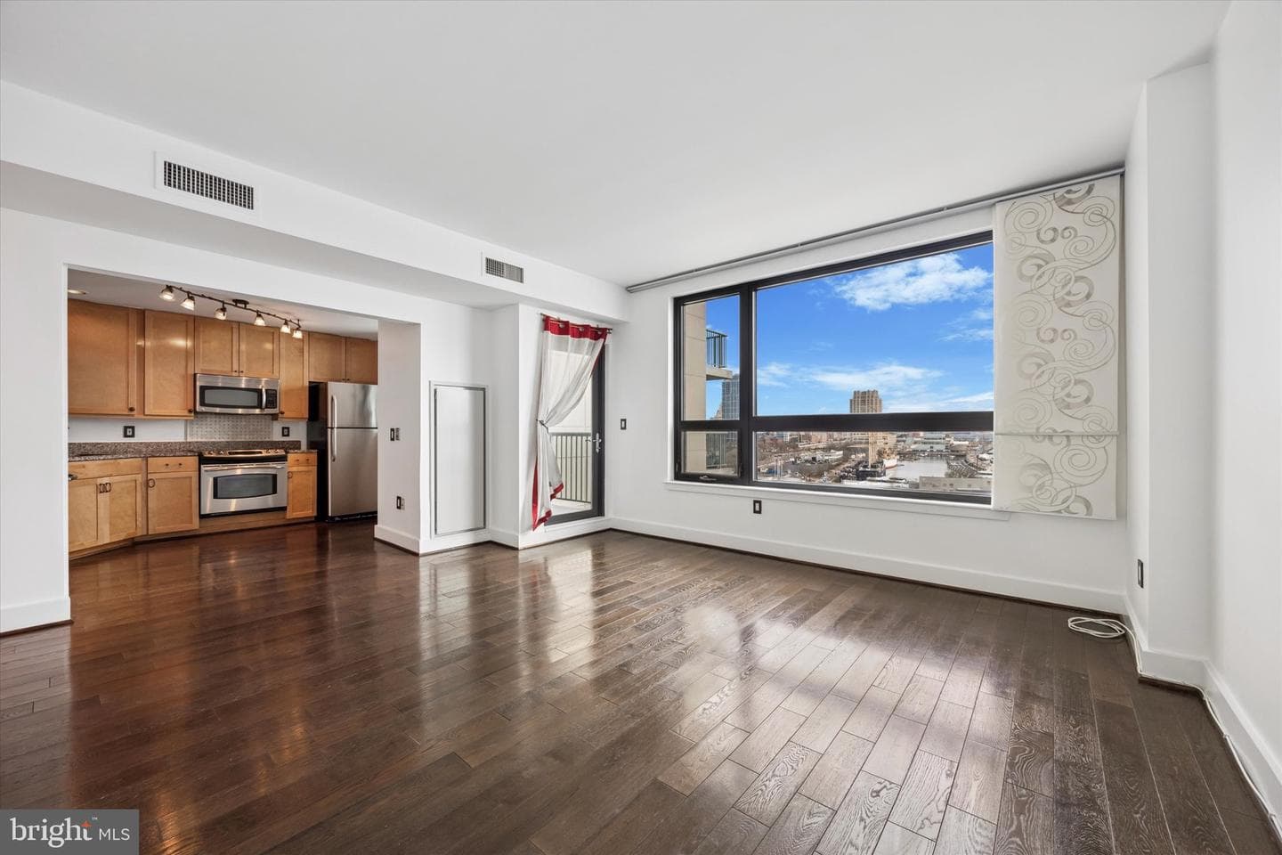 717 S Columbus Boulevard #812 photo 2