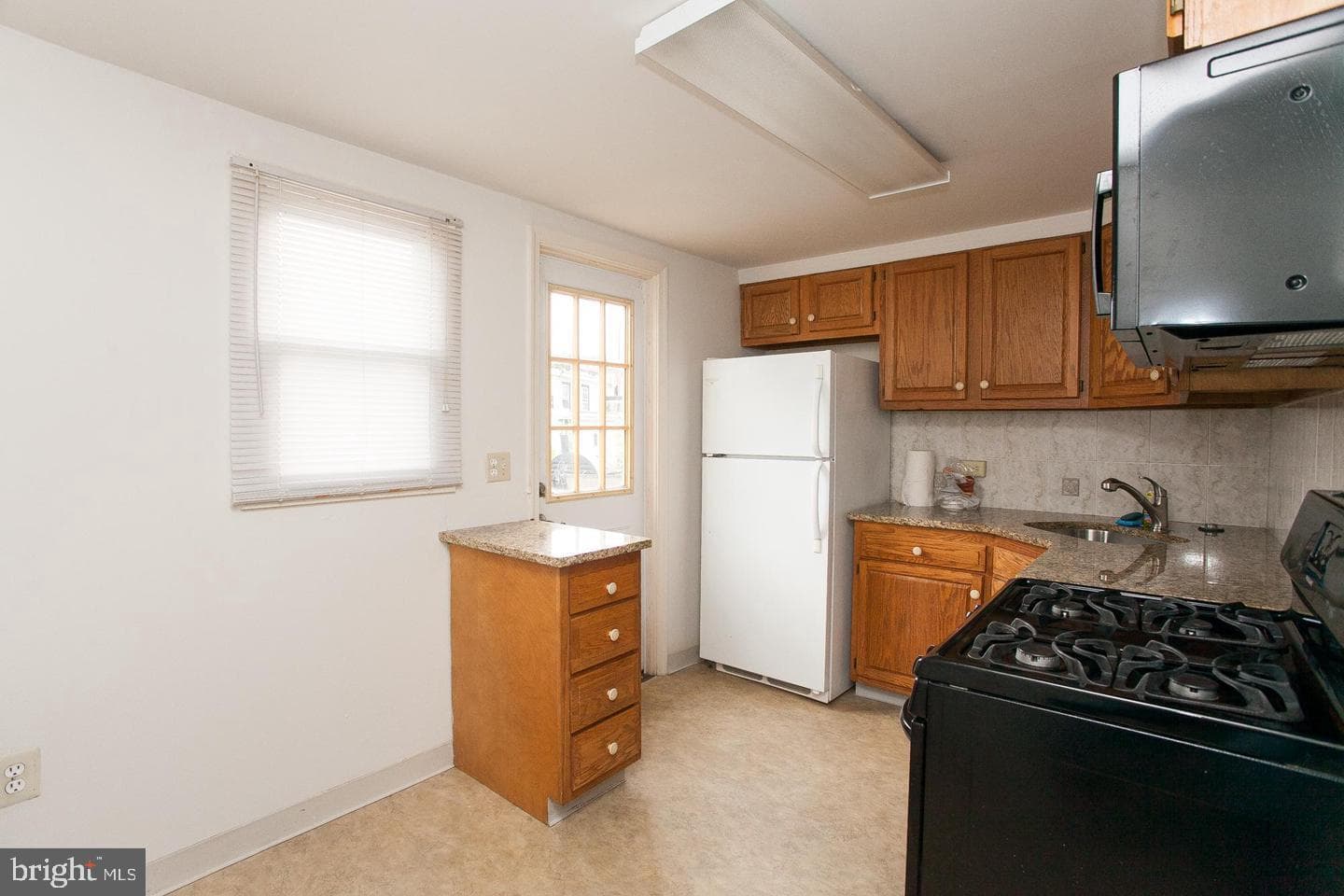 4414 Saint Davids Street photo 10