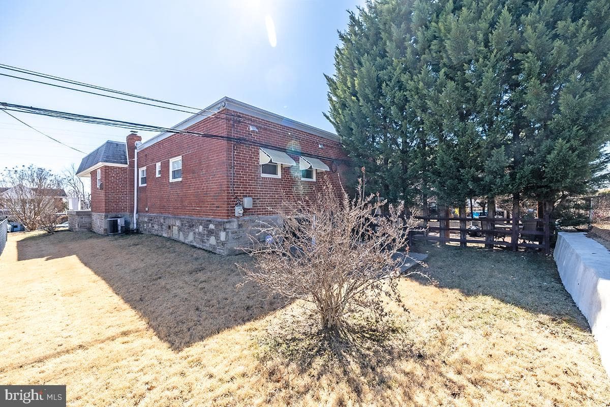 7838 Anita Drive photo 5