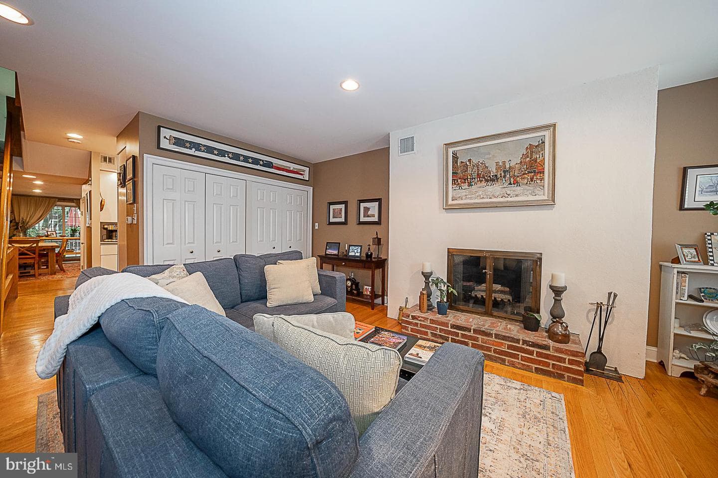 2317 Fairmount Avenue photo 7