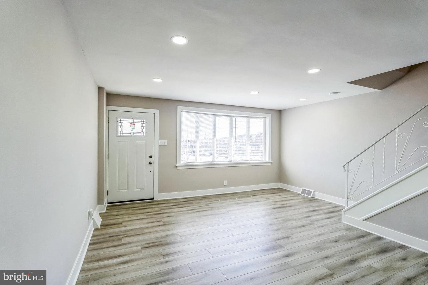 8604 Jackson Street photo 4