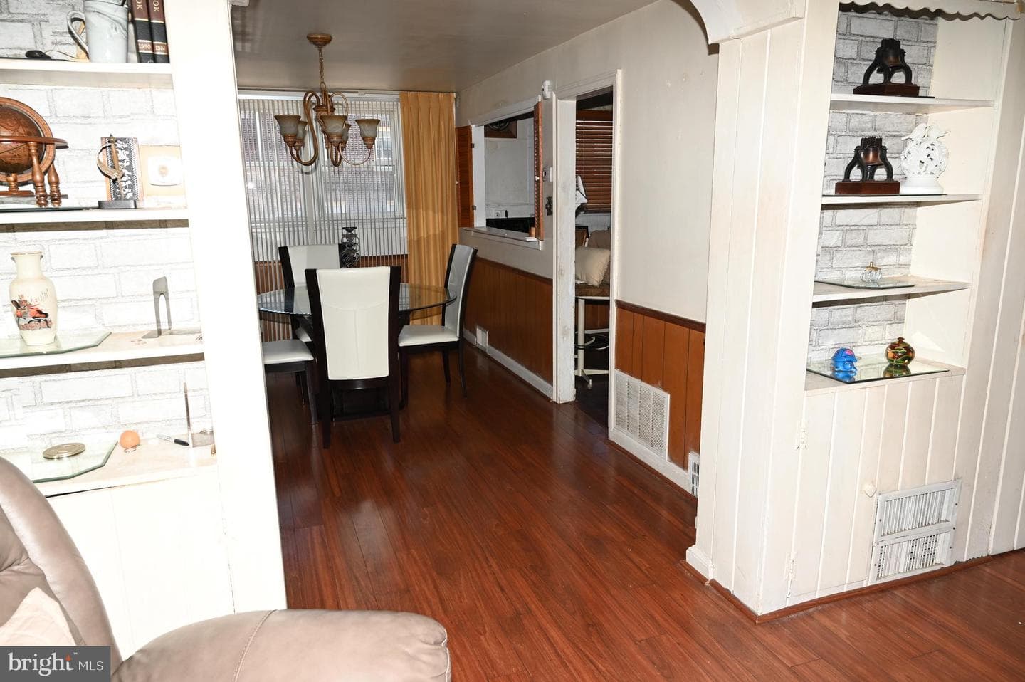1536 E Pastorius Street photo 9