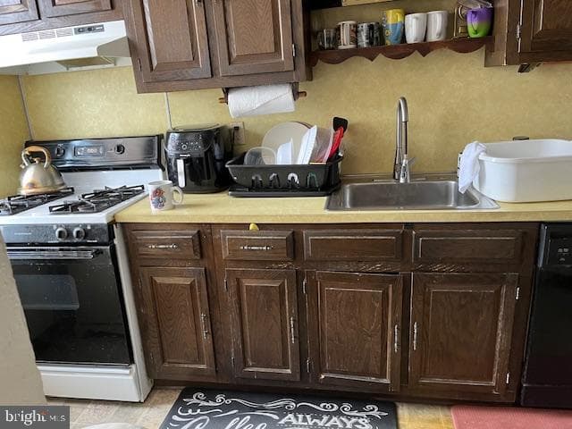 6721 Dorel Street photo 6