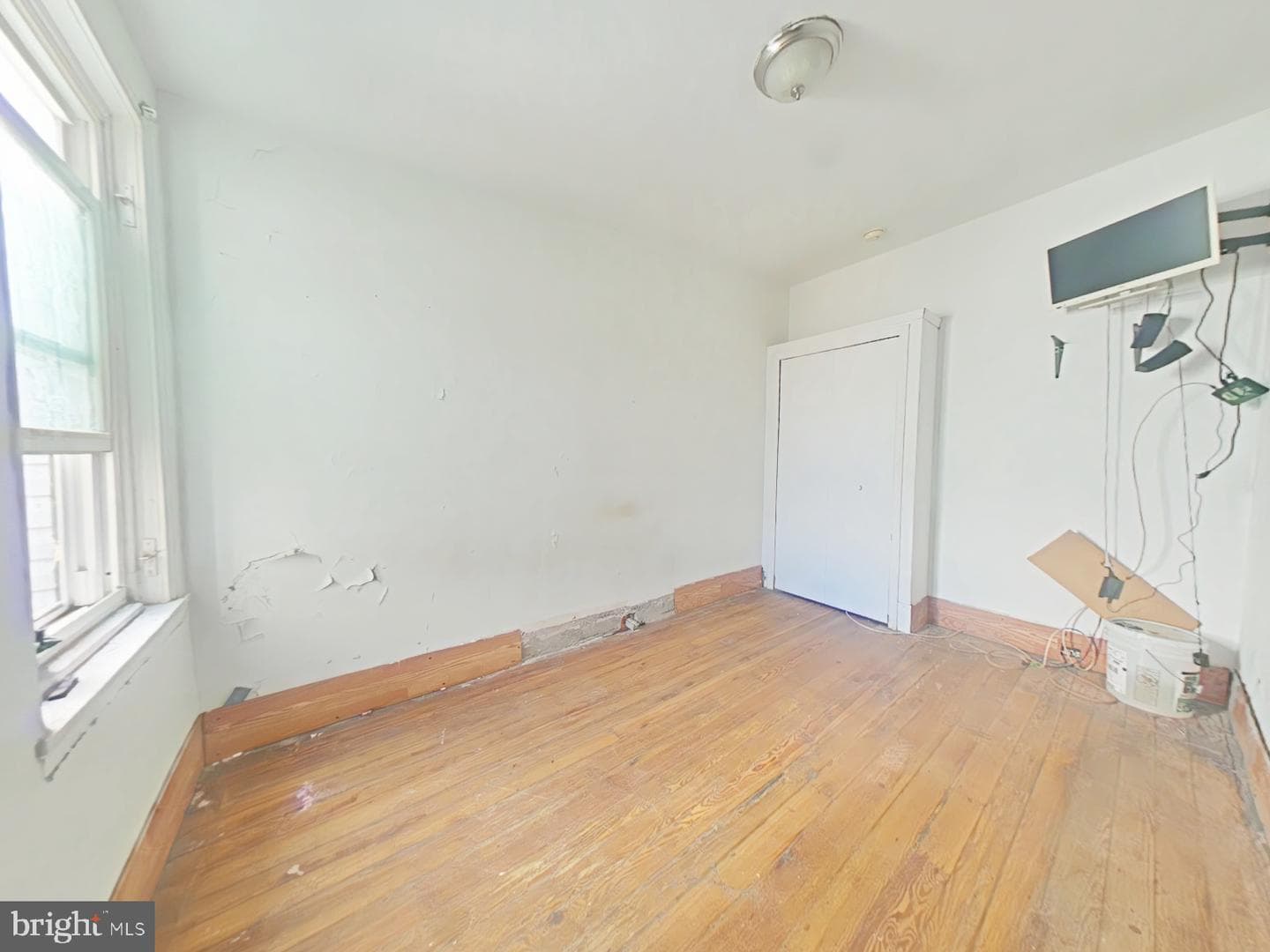 1708 N Lambert Street photo 11