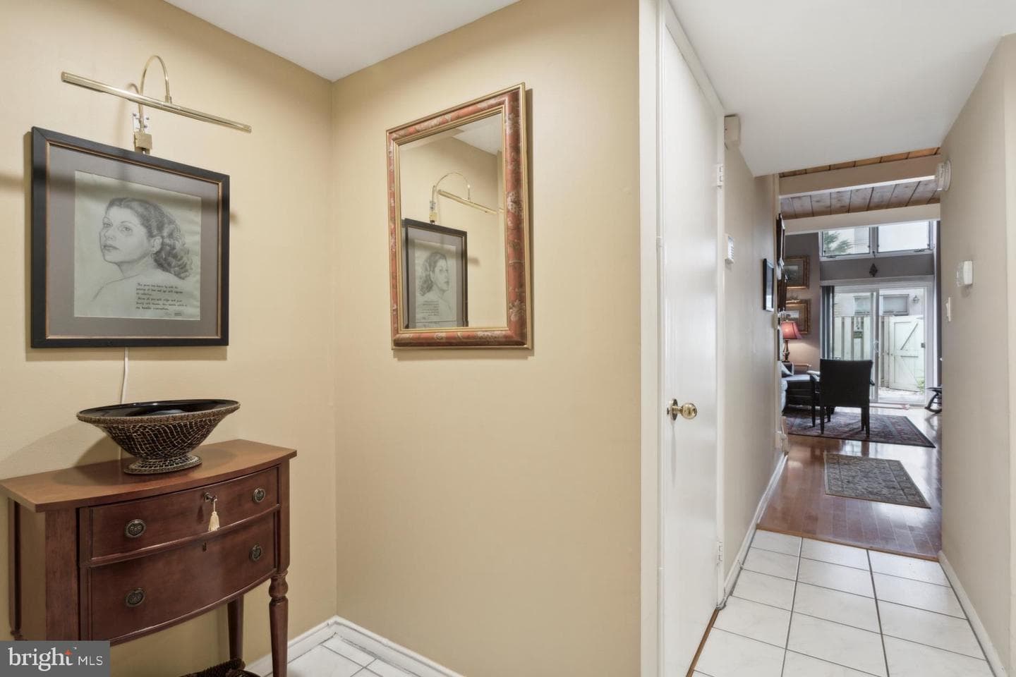 870 N 28 #114 photo 3