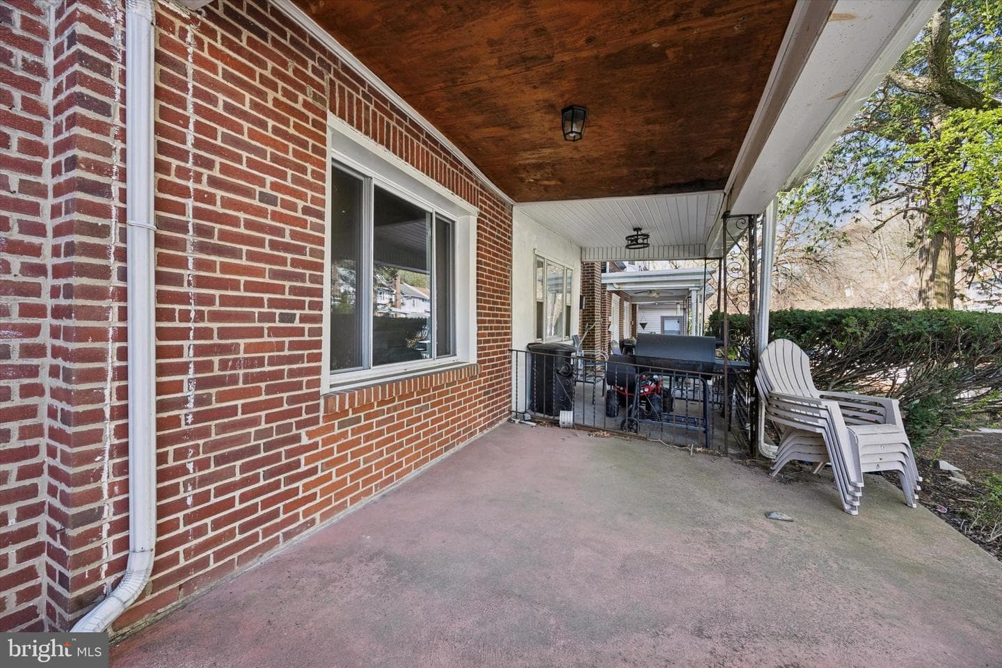 6618 Lotus Road photo 2